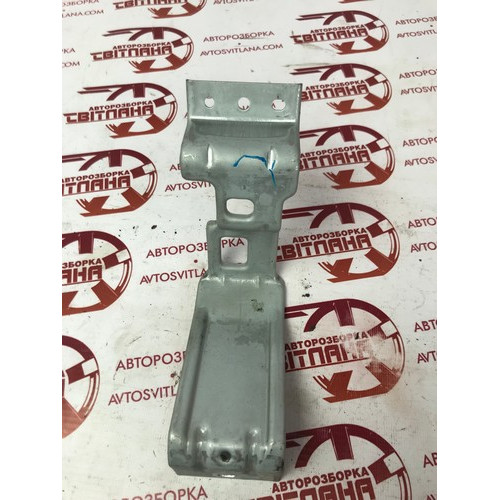 Кронштейн аудиосистемы Kia Sorento 2002-2009 847913E000
